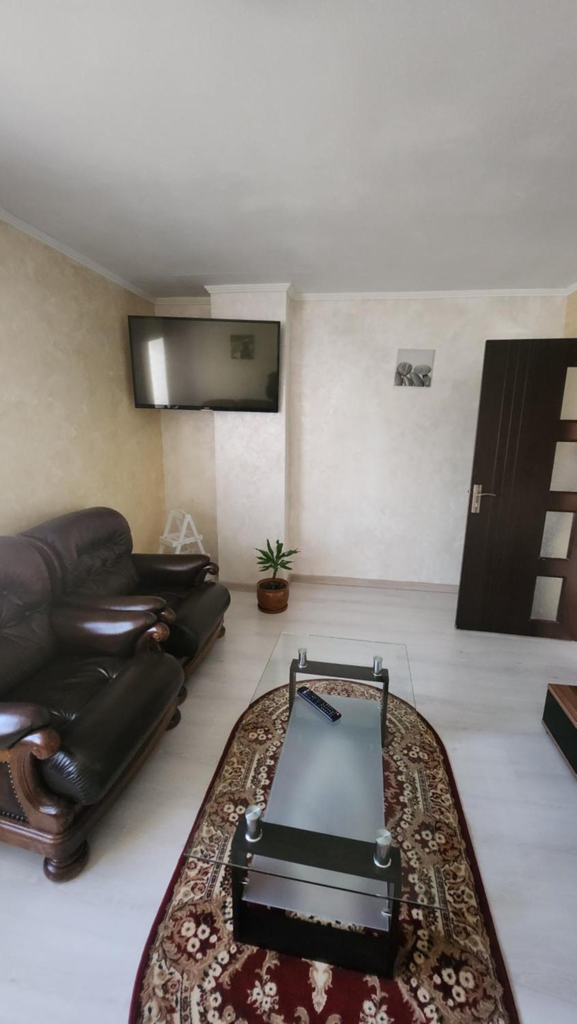 Guest House Targu Jiu Exterior photo
